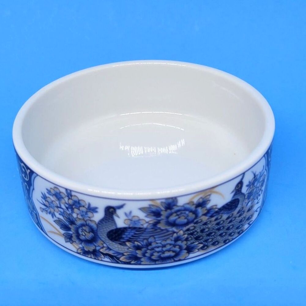 Moibo's Fine Art 4 1/4"D X 1 1/2"H Blue White And Gold Peacock Bowl Dish Japan